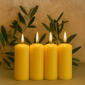 Žlutá parafínová svíčka 20 cm, 80 h hoření, sada 4 ks