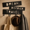 Nástěnný věšák Dream Discover Travel, černý kov, 4 háčky