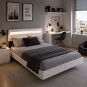 Moderní postel 140 x 200 cm s LED osvětlením, bílá